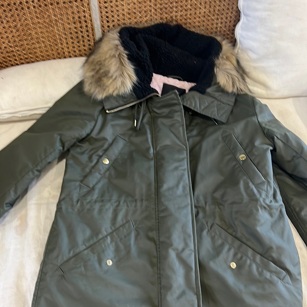 J crew womens olive coat with hood with removable fur lining.